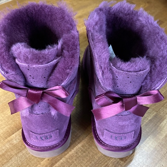 Sparkle Purple UGG Boots Size 9 - Picture 1 of 6